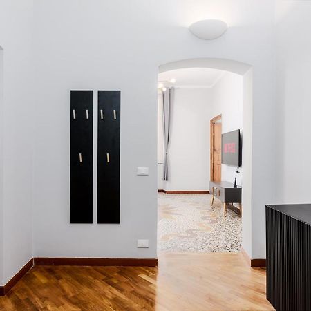 Апартаменти Esclusivo 130 Mq + Terrazzo Via San Vincenzo Генуя Екстер'єр фото