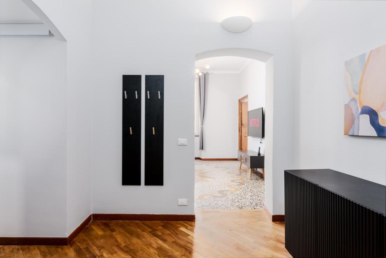 Апартаменти Esclusivo 130 Mq + Terrazzo Via San Vincenzo Генуя Екстер'єр фото